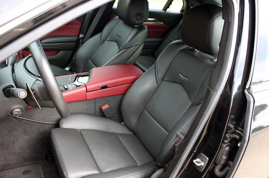  Cadillac CTS Vsport 2014 года  (фото 22 из 46)